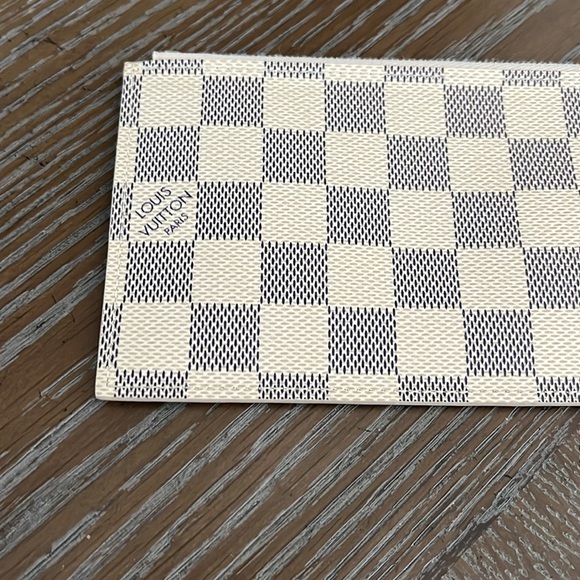 Louis Vuitton Felice Damier Azure Pouch - Picture 4 of 11